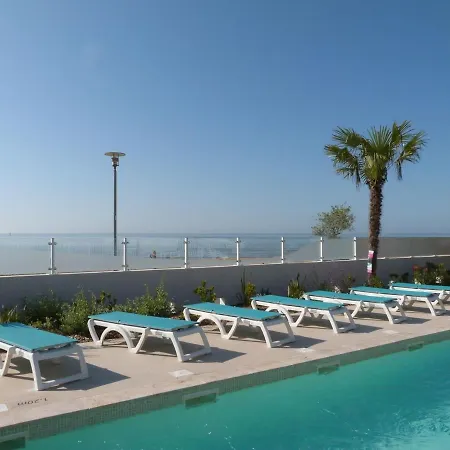 2-6 Pers, Jardin, Plage, Piscine, Parking, Animaux Admis - Fr-1-194-223 * La Tranche-sur-Mer
